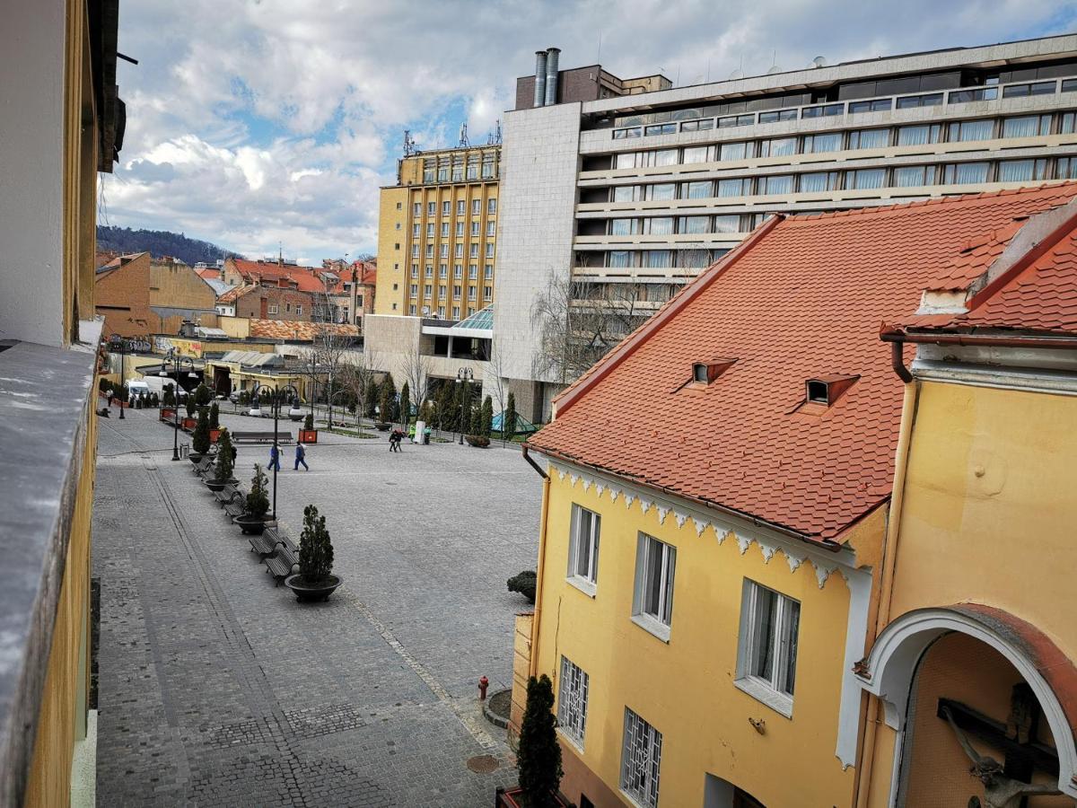 Crystal Central Apartment Braşov Exterior foto